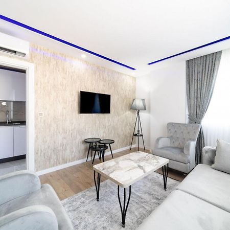 Modern And Central Duplex Apartment Near Beach In Antalya Extérieur photo